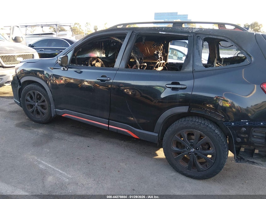 2021 Subaru Forester Sport VIN: JF2SKARC2MH483876 Lot: 44278884