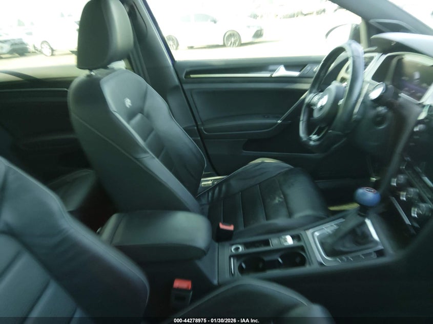 2019 Volkswagen Golf R 2.0T W/Dcc Navigation