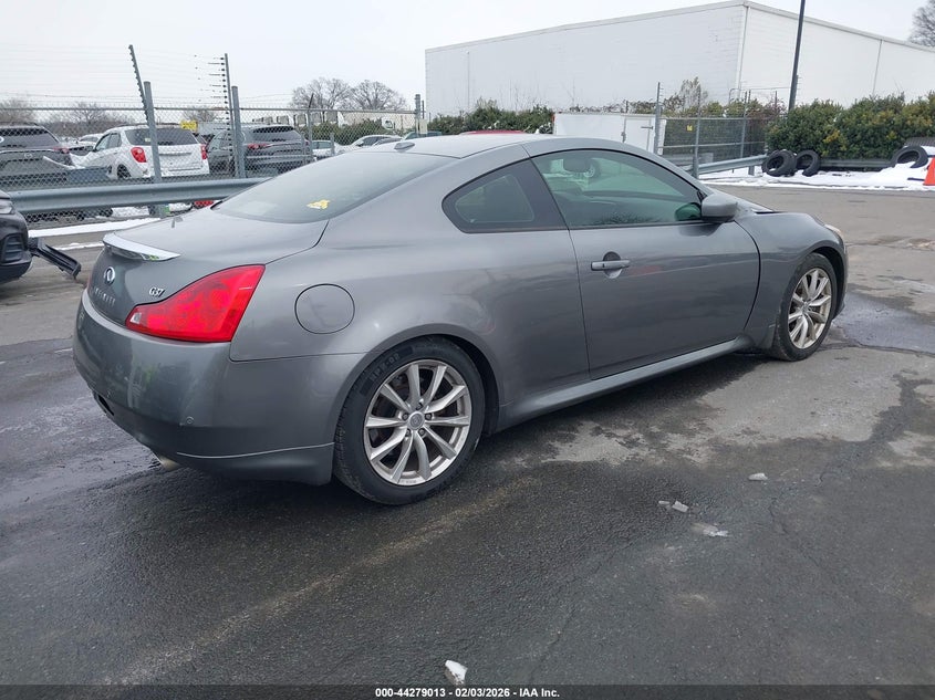 2013 Infiniti G37 Journey