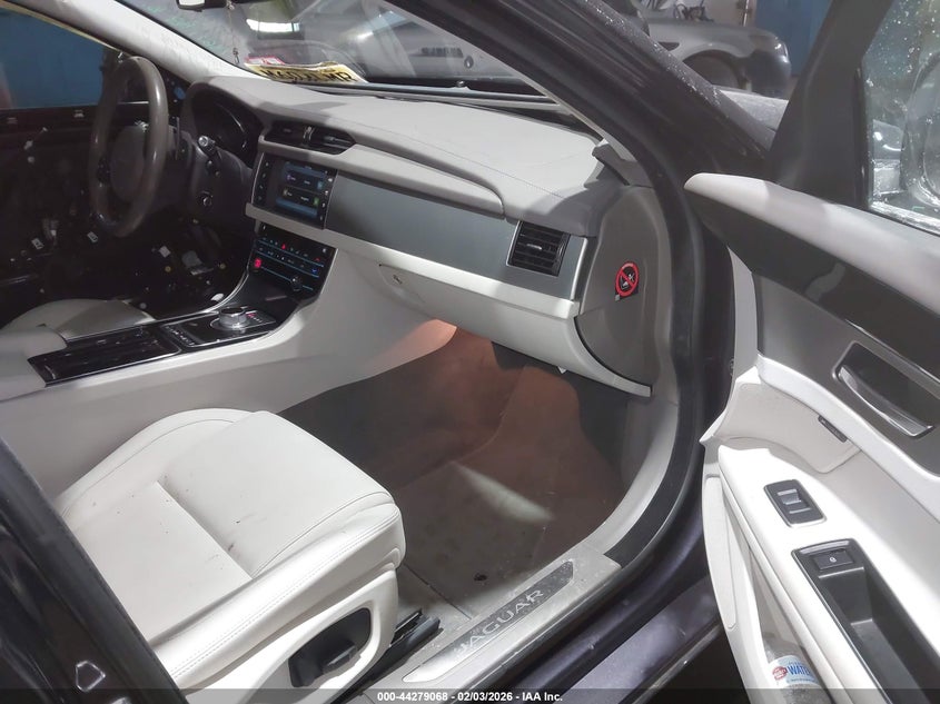 2016 Jaguar Xf 35T Premium