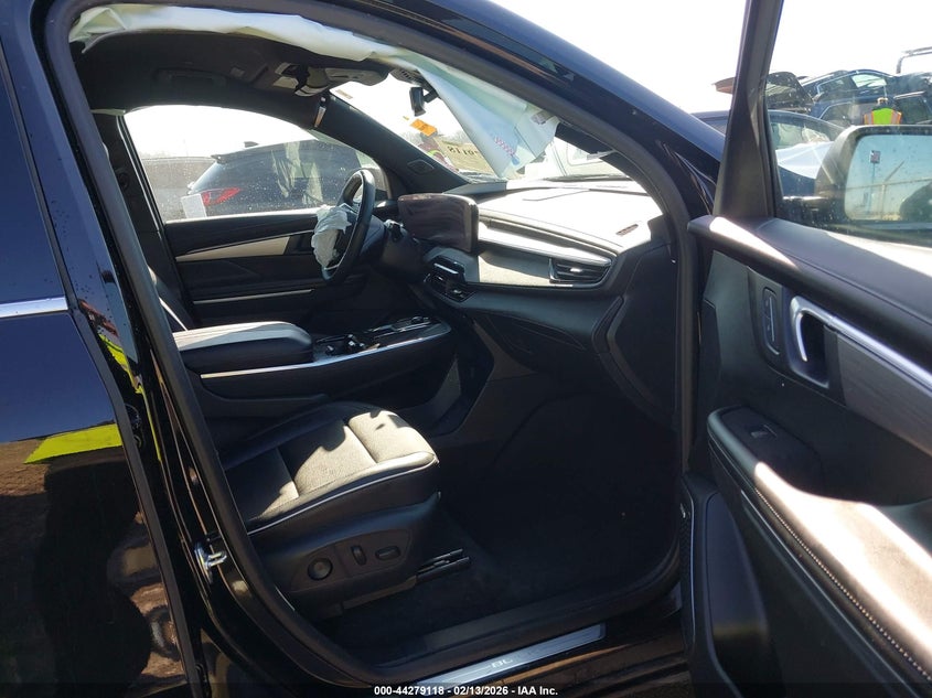 2025 BUICK ENCLAVE auction photo 5
