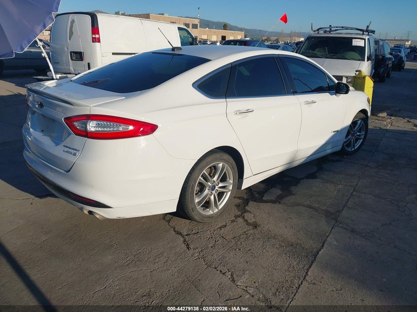 2016 Ford Fusion Hybrid Titanium