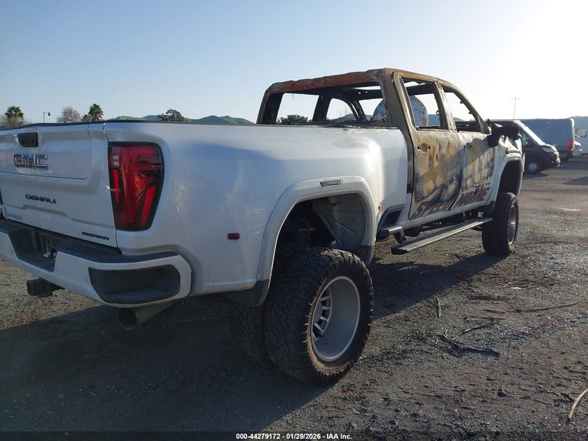 2024 GMC SIERRA 3500HD auction photo 3