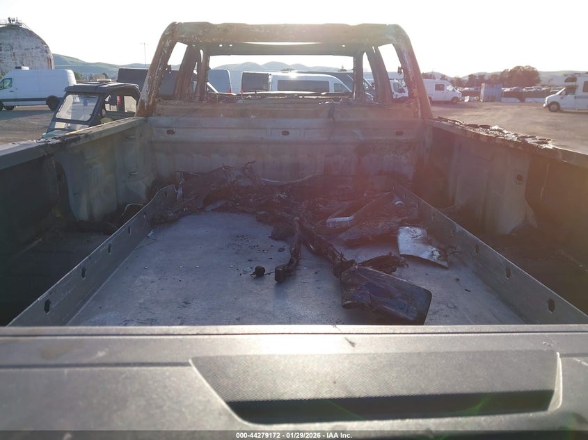 2024 GMC SIERRA 3500HD auction photo 8
