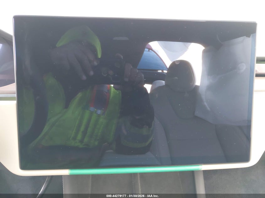 VIN: 7SAXCBE59TF474298 2026 TESLA MODEL X ALL-WHEEL DRIVE