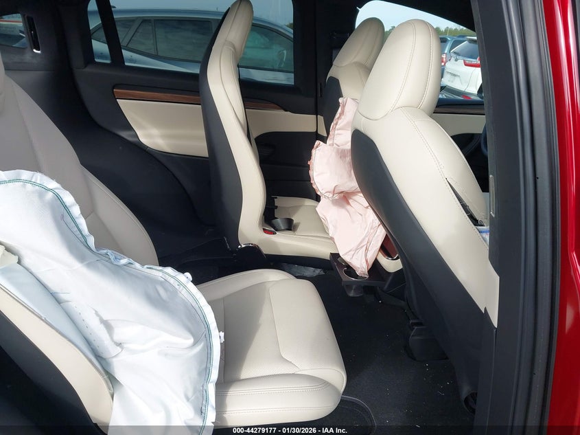 VIN: 7SAXCBE59TF474298 2026 TESLA MODEL X ALL-WHEEL DRIVE