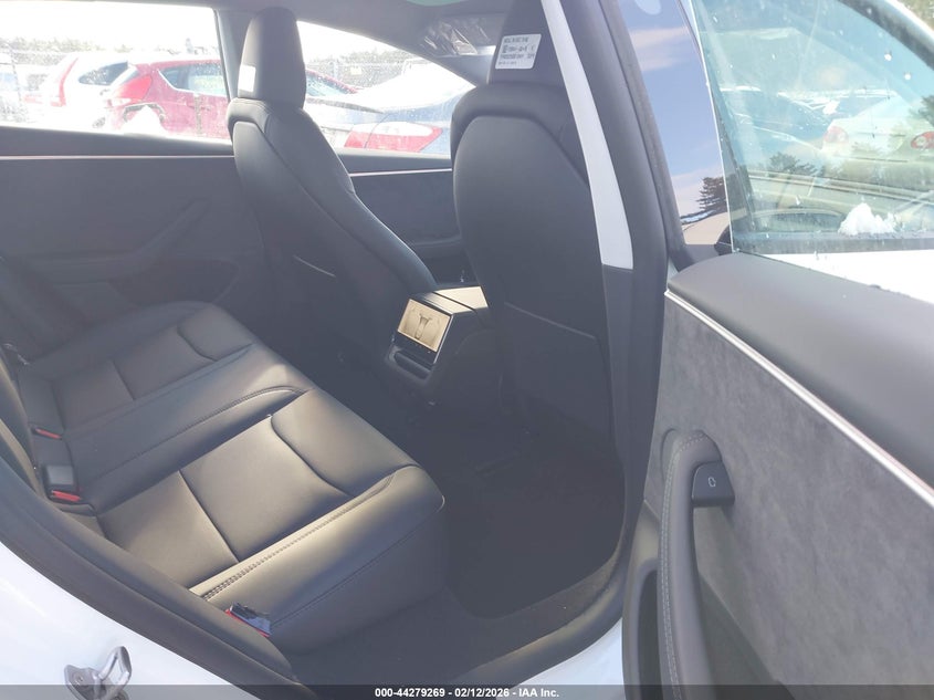 2025 TESLA MODEL 3 auction photo 8