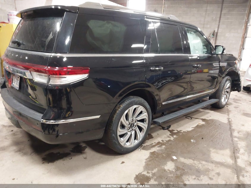 2024 Lincoln Navigator Premiere