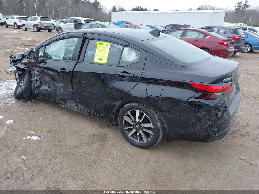 2021 Nissan Versa Sv