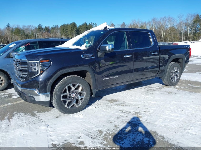 2022 GMC Sierra 1500 4Wd Short Box Slt