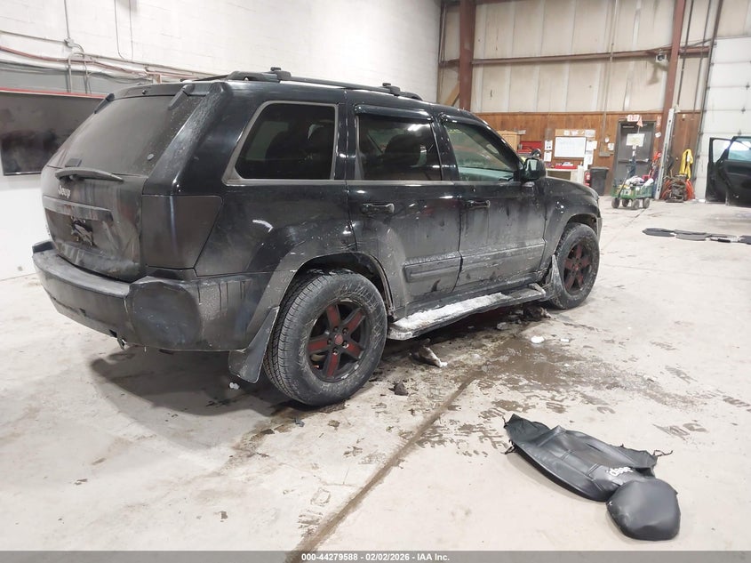 2006 Jeep Grand Cherokee Laredo