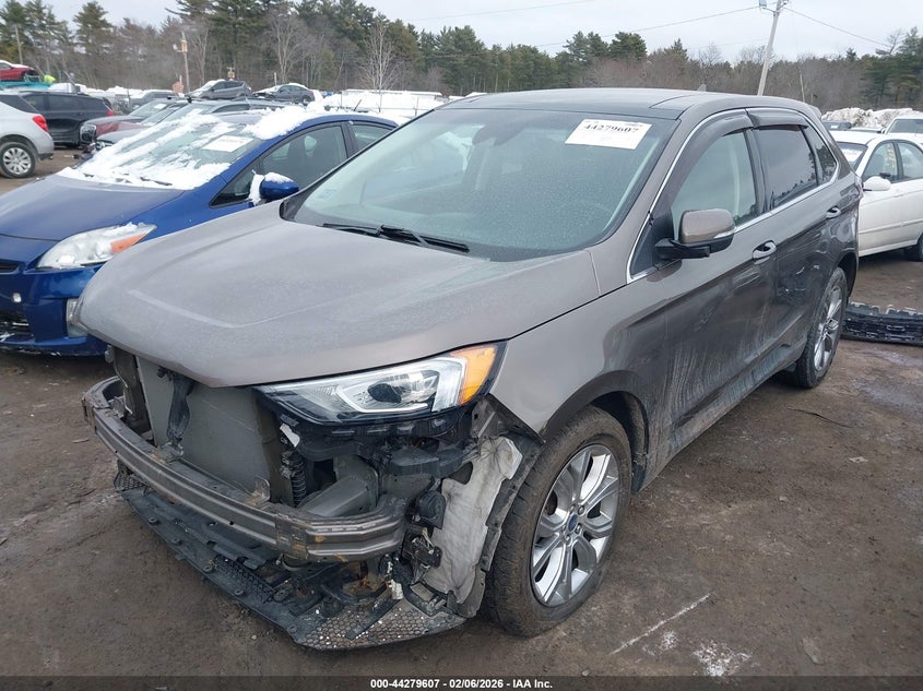 2019 Ford Edge Titanium