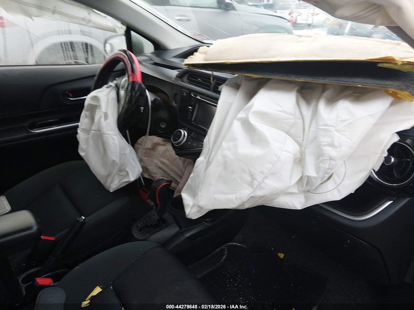 2016 Toyota Prius C Two