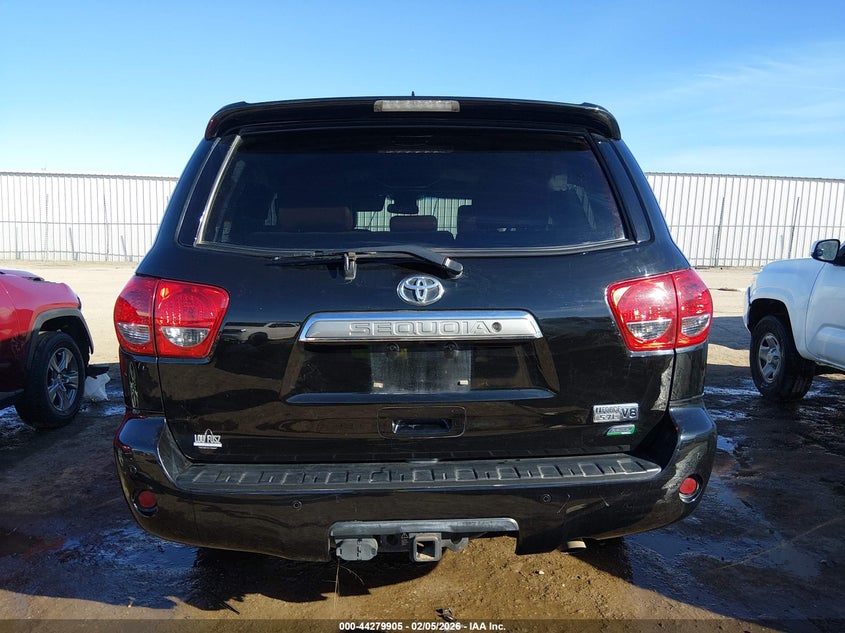 2016 TOYOTA SEQUOIA PLATINUM 5.7L V8 — Фото 16