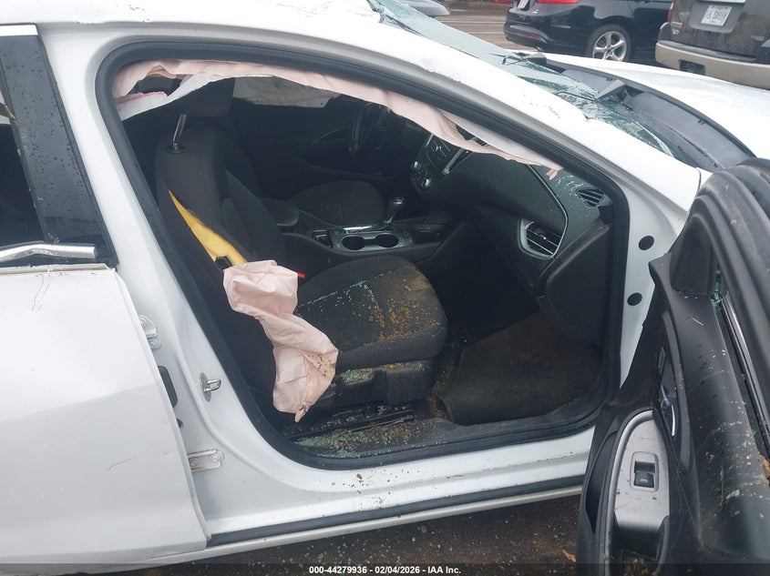 2017 Chevrolet Malibu 1Fl