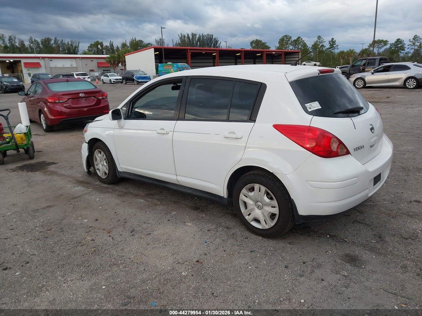 2011 Nissan Versa 1.8S