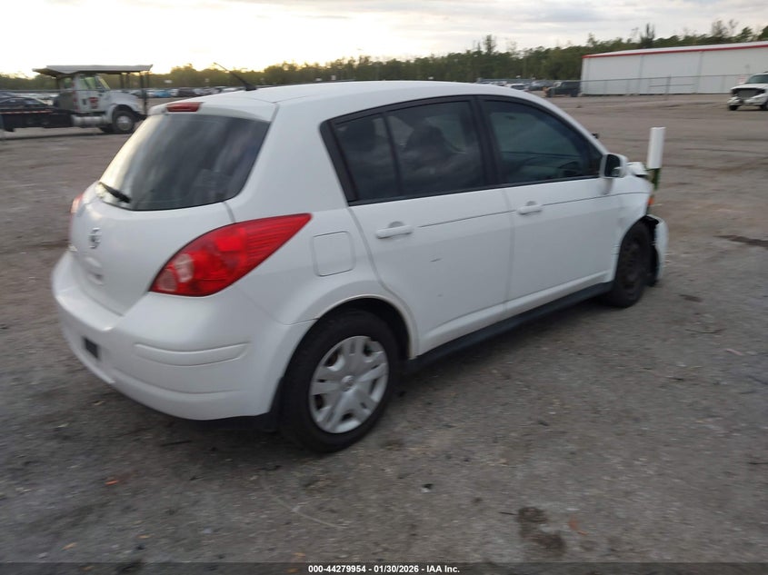 2011 Nissan Versa 1.8S