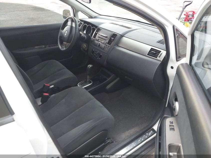 2011 Nissan Versa 1.8S