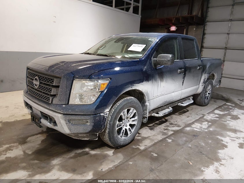2024 Nissan Titan Sv