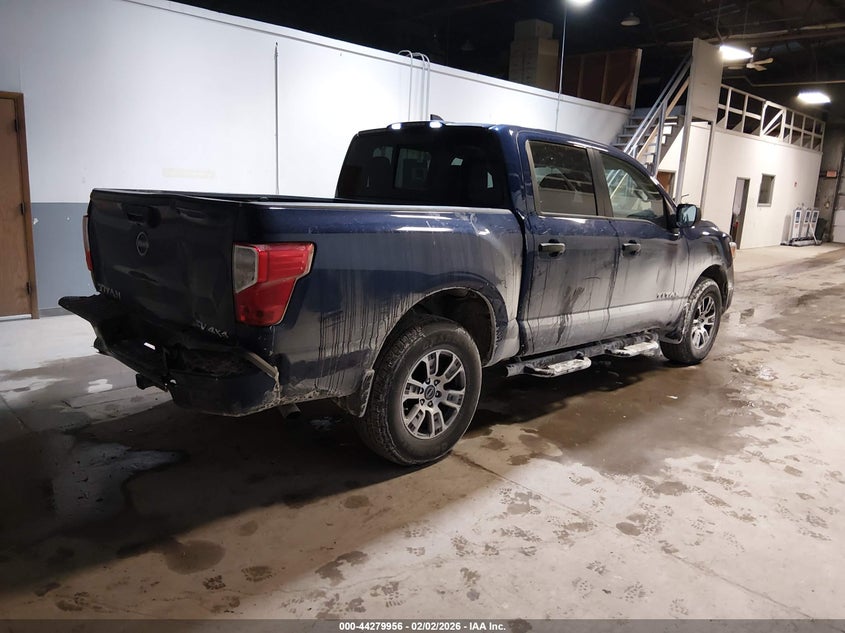 2024 Nissan Titan Sv