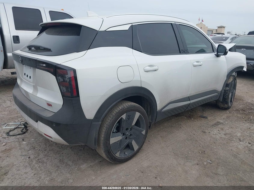 2025 Nissan Kicks Sr Fwd