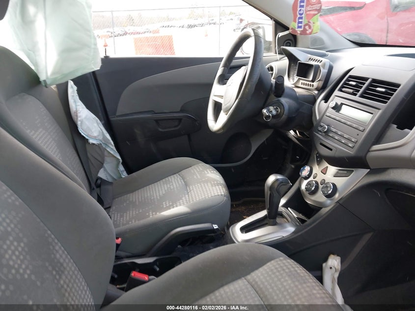 2015 Chevrolet Sonic Ls Auto