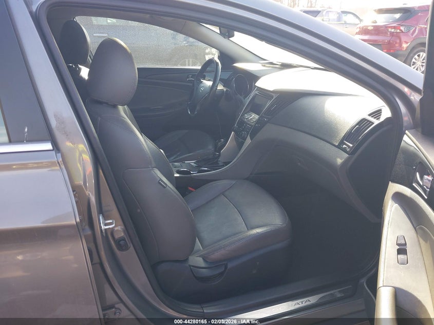 5NPEC4AC4CH414516 2012 Hyundai Sonata 2.4 Limited grey