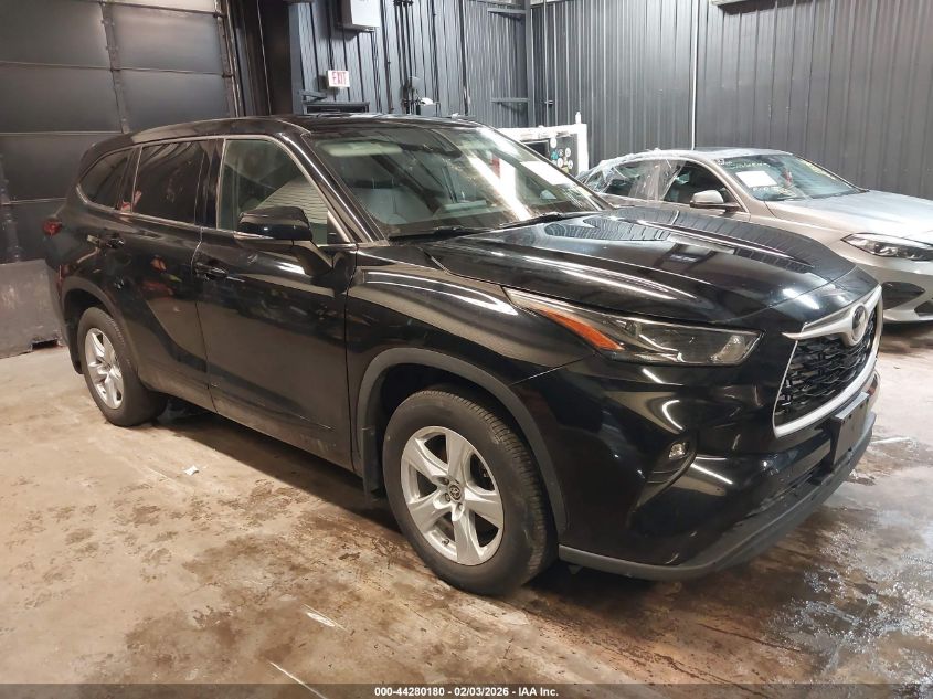 2022 Toyota Highlander Le