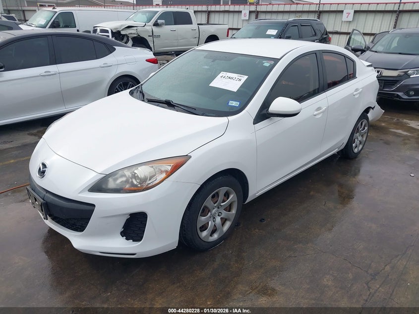 2013 Mazda Mazda3 I Sv