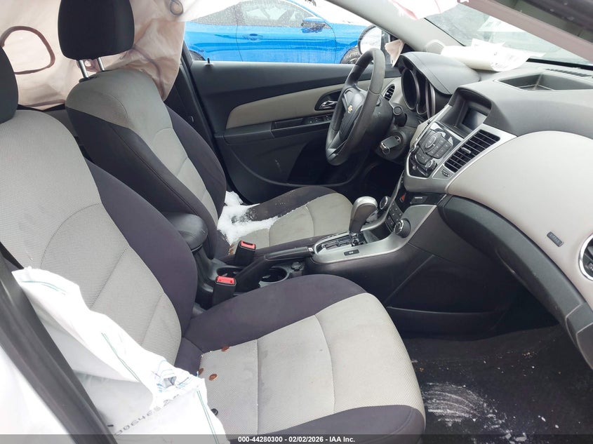 2013 Chevrolet Cruze Ls Auto