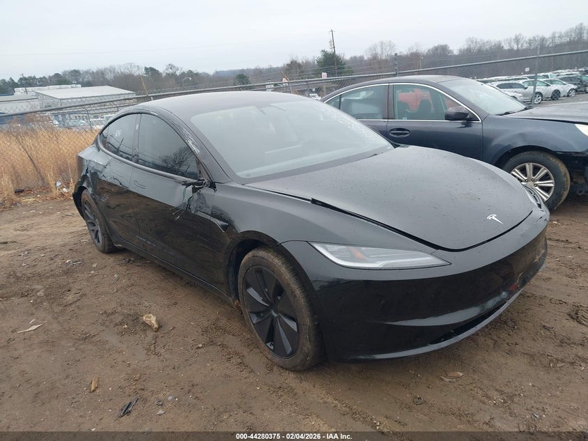 2025 Tesla Model 3 Long Range Rear-Wheel Drive/Standard Rear-Wheel Drive