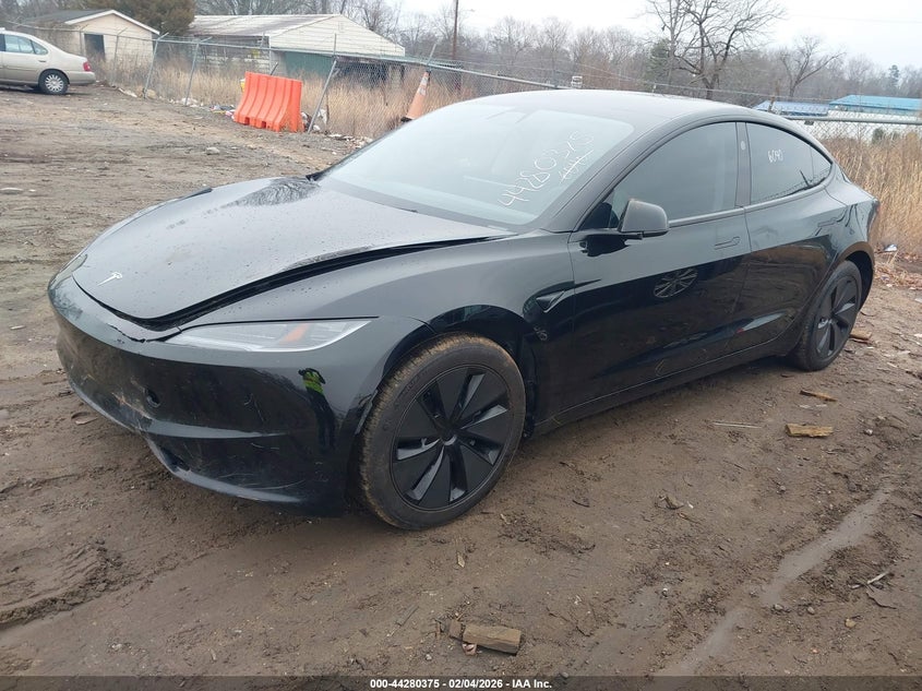 2025 Tesla Model 3 Long Range Rear-Wheel Drive/Standard Rear-Wheel Drive