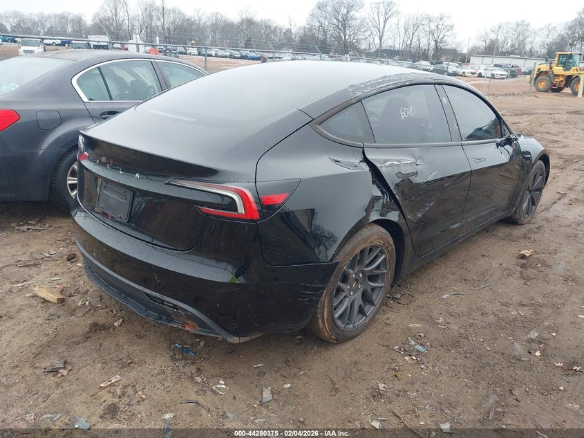 2025 Tesla Model 3 Long Range Rear-Wheel Drive/Standard Rear-Wheel Drive
