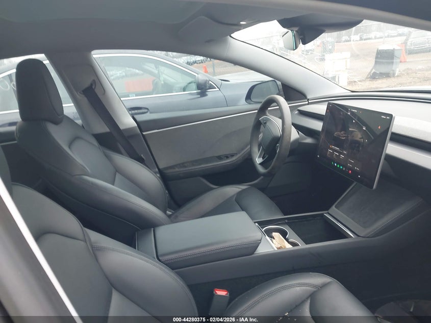 2025 Tesla Model 3 Long Range Rear-Wheel Drive/Standard Rear-Wheel Drive