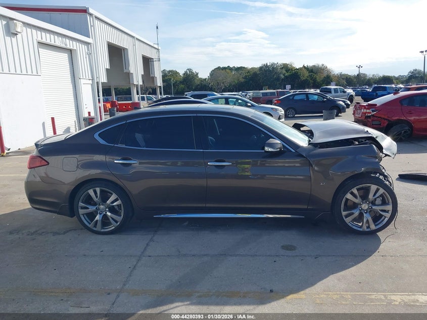 2018 Infiniti Q70L 3.7 Luxe VIN: JN1BY1PP7JM330855 Lot: 44280393