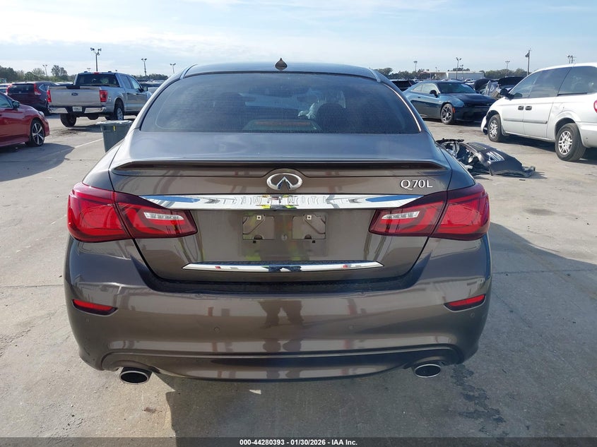 2018 Infiniti Q70L 3.7 Luxe VIN: JN1BY1PP7JM330855 Lot: 44280393