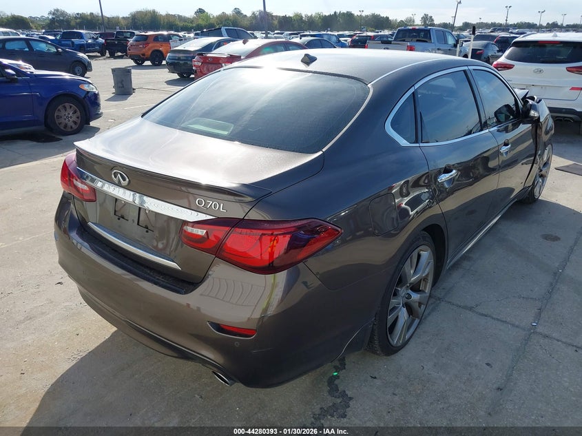 2018 Infiniti Q70L 3.7 Luxe