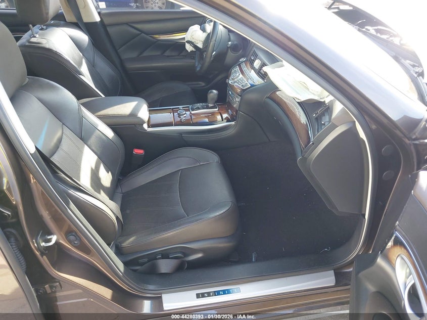 2018 Infiniti Q70L 3.7 Luxe