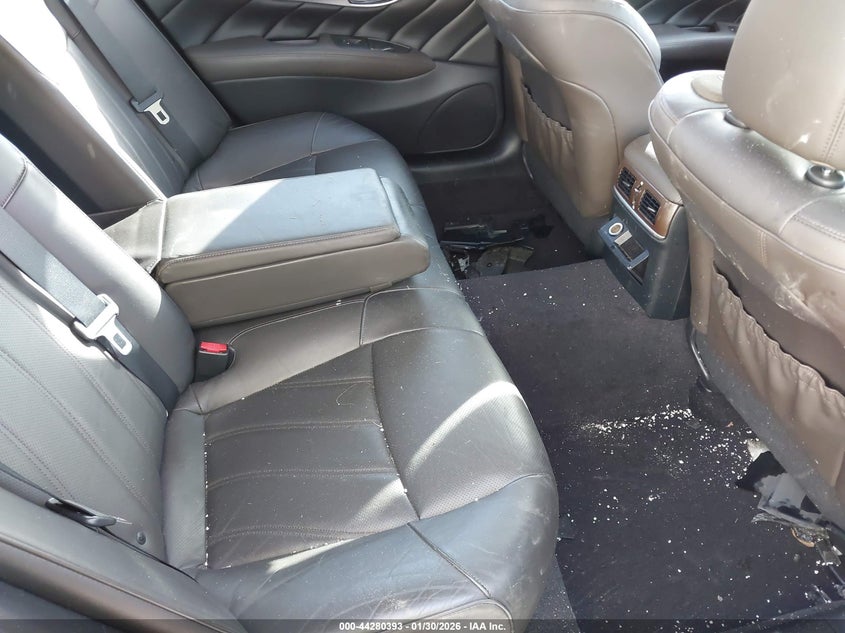 2018 Infiniti Q70L 3.7 Luxe VIN: JN1BY1PP7JM330855 Lot: 44280393