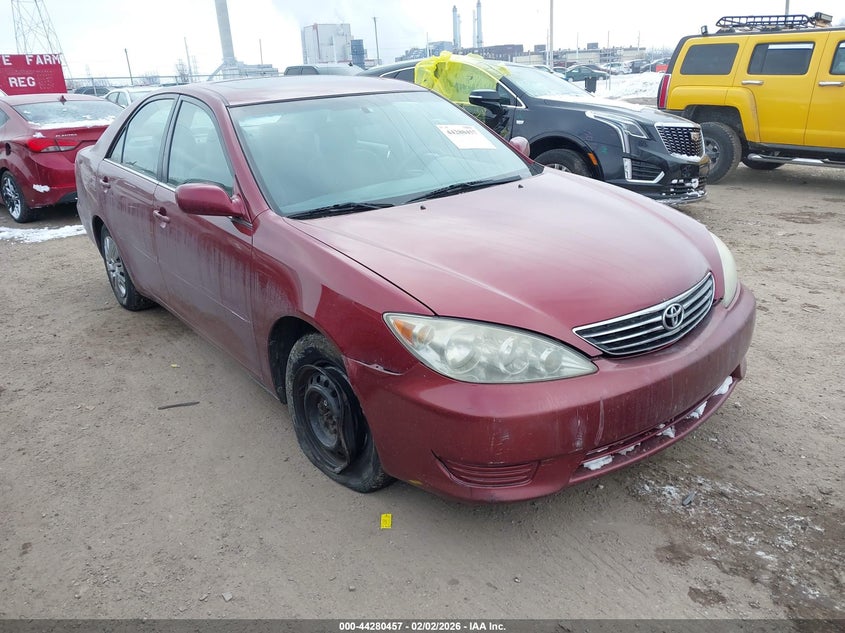 2005 Toyota Camry Le