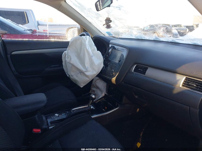 2018 Mitsubishi Outlander Es