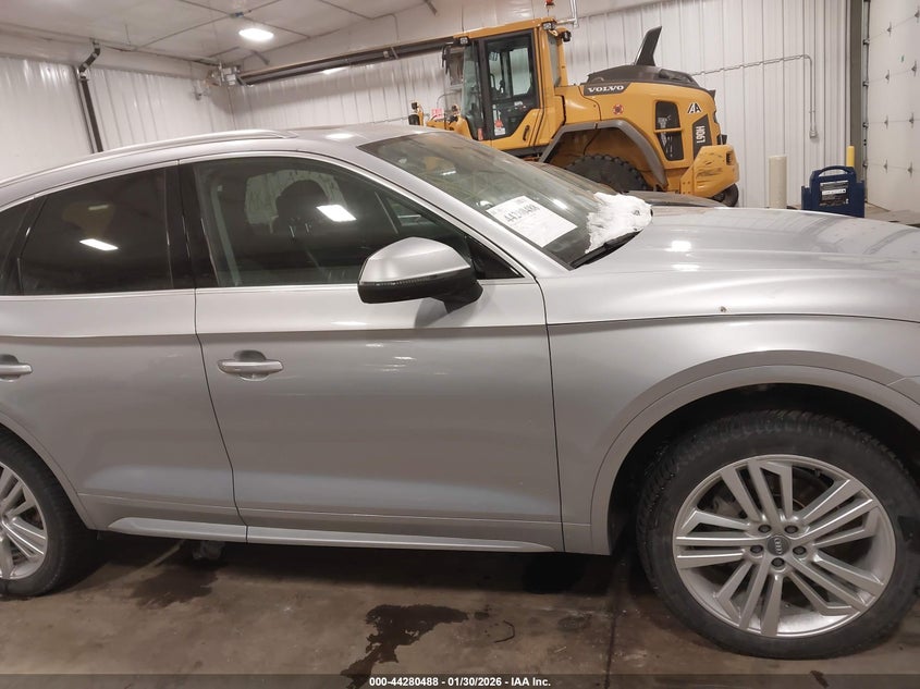 2018 Audi Q5 2.0T Premium/2.0T Tech Premium VIN: WA1BNAFY6J2142267 Lot: 44280488