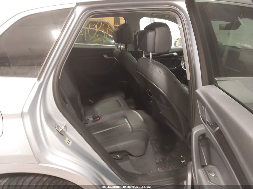 2018 Audi Q5 2.0T Premium/2.0T Tech Premium VIN: WA1BNAFY6J2142267 Lot: 44280488