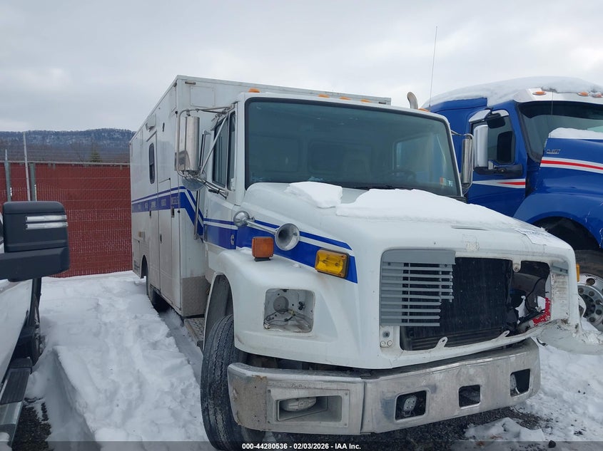 2002 Freightliner Medium Conventional Fl60