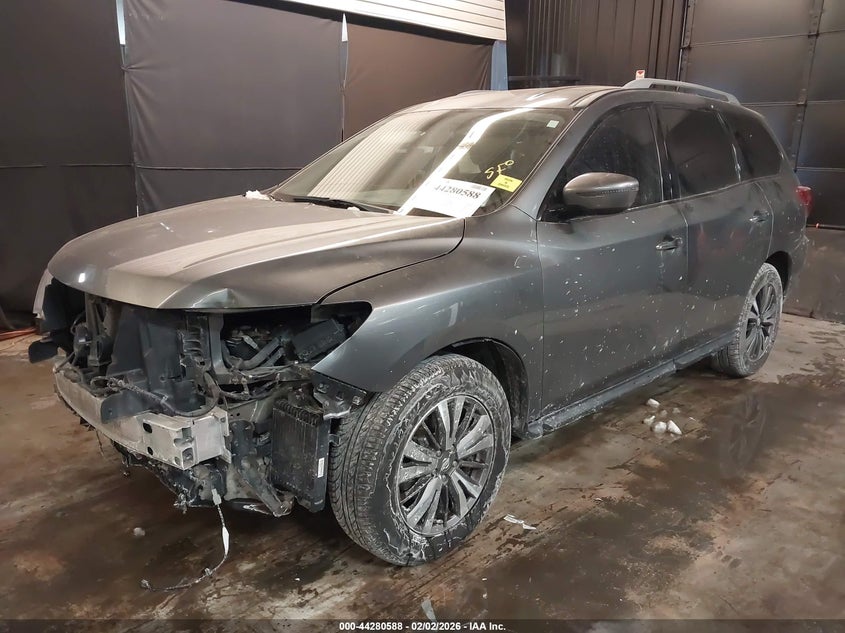 2018 Nissan Pathfinder Sv