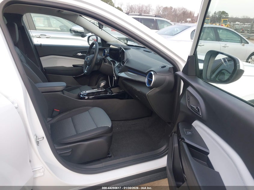 2026 Chevrolet Trax Fwd Lt