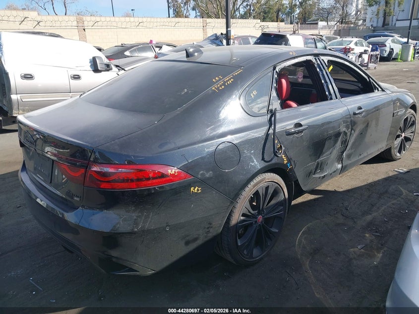 2021 Jaguar Xf R-Dynamic Se P300 Awd Automatic