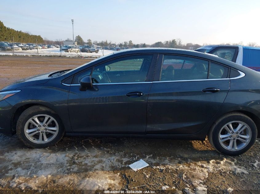 2018 Chevrolet Cruze Lt Auto VIN: 1G1BE5SM1J7190366 Lot: 44280738