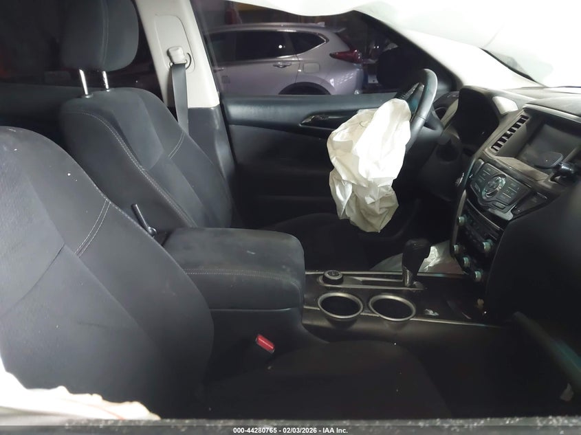 2013 Nissan Pathfinder Sv