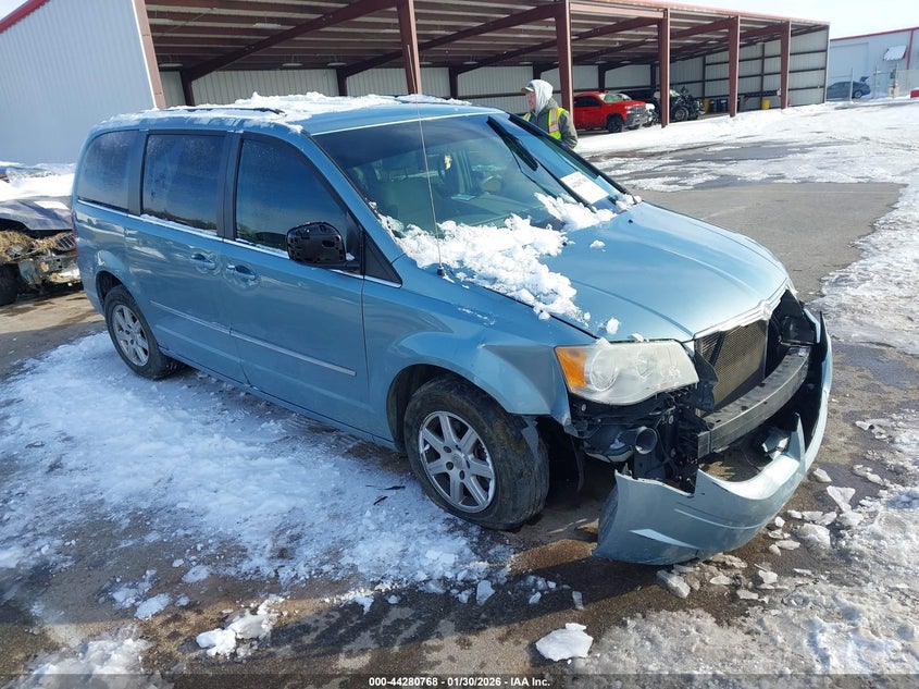 2010 Chrysler Town & Country Touring